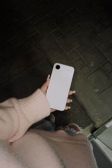 iphone mingəçevir: IPhone Air, 256 GB, White Titanium — 1