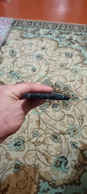 redmi note 8 pro kabro: Samsung Galaxy A51, rəng - Qara, İki sim kartlı — 5