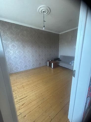 Həyət evləri və villaların satışı: 2 otaqlı, 50 kv. m, Orta təmir — 3