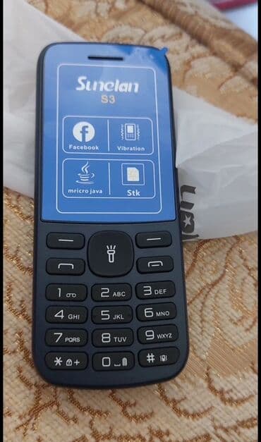 divar kağızları telefon üçün 2020: Sunelan S3 model düyməli mobil telefon. Bu mobil telefon — 1
