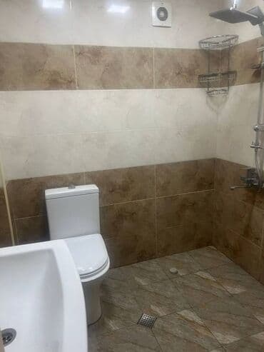 xutor kiraye: Nərimanov metrosununa yaxın montində 10 mertebeli binanın 7-ci — 4