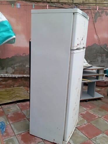 cantalar kisi ucun: 2 qapılı Indesit Soyuducu Satılır, rəng - Ağ — 5