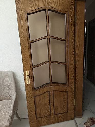6 ədəd qapı satılir. 6 qapi birlikdə 240 manat. Ünvan Bakıxanov — 6