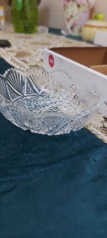 şokolad tower baku: Masa ustu qab — 3