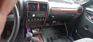 tap az opel: Model: GAZ Volga sedan (qara rəng) Kuzov: 4 qapılı, sedan — 10