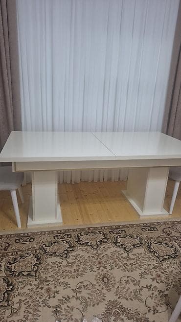 Qonaq masası, Açılan, Dördbucaq masa