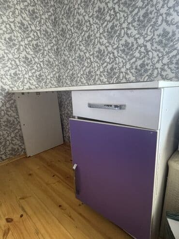 письменный стол с полками: Компьютерный стол, Нераскладной, Ламинат, Прямоугольный стол — 2