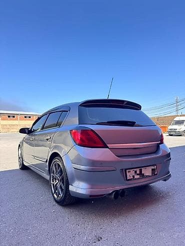 mini cooper kreditle: Opel Astra: 1.9 l | 2008 il 19000 km Sedan — 2