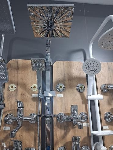 dus basligi: Kvadrat başlıqlı duş sistemi – üst yağmur duşu və əl duşu ilə — 2