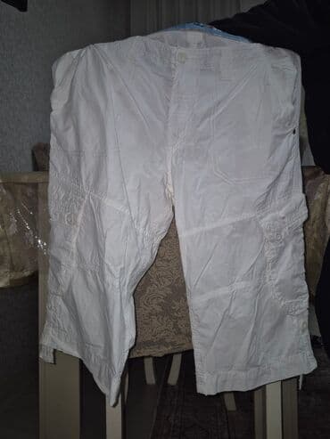 qadin pencekleri: Qadın geyimləri dəsti – 4 məhsul 1) Zümrüd yaşıl, çiçək naxışlı uzun — 3