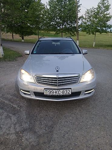 Avtomobil satışı: Mercedes-Benz C-Class: 2.2 l | 2010 il Universal — 7