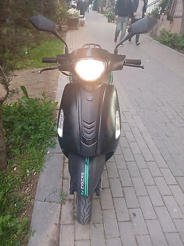Şəhər içi hərəkət üçün praktik skuter • Model: ZigZag (gövdədə və