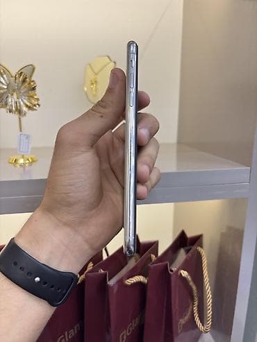 apple iphone xs: IPhone Xs Max, 64 GB, Gümüşü, Face ID, Simsiz şarj — 2
