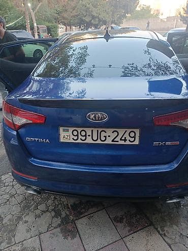 Продажа авто: Kia Optima SX T-GDI, mavi rəngli sedan. Xarici: - Parlaq mavi kuzov — 3