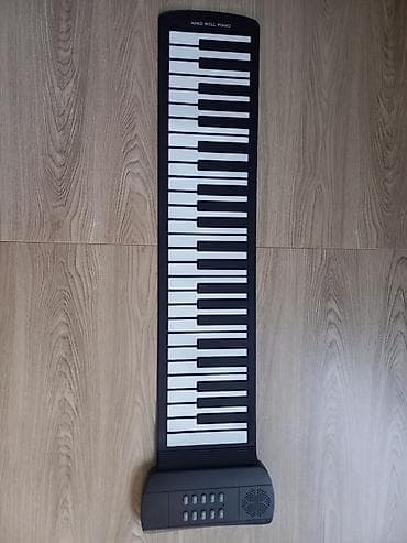 qara çanta: Portativ rulon piano (Hand Roll Piano) - Tam ölçülü klaviatura — 1