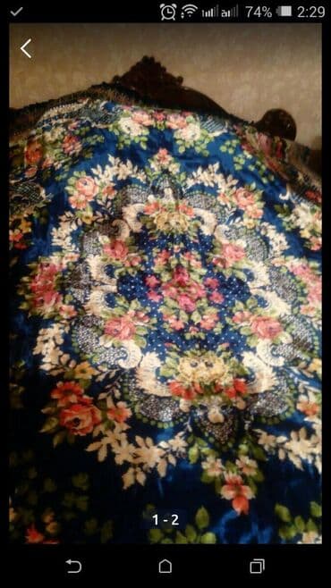 kohnə xalcaların alışı: Italiyanin pokrival xalca,ölcüsü 150/200,tezeir,hec işlenmeyib,1980cı — 1