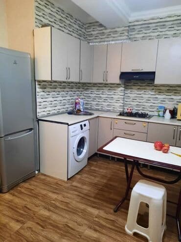 kirayr evler: Suraxanı,Qaraçuxur qəsəbəsi,Zəhra mərasim evinin yanı,15 — 3