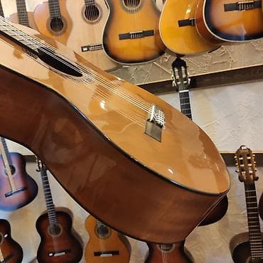gitara tuner: Klassik gitara Cordoba C5 Üst: Bərk sidr ağacı Qol: Gül ağacı — 3