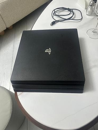 Компьютеры, ноутбуки и планшеты: PlayStation 4 Pro (PS4 Pro) oyun konsolu 2 tb yaddas idal veziyettde — 2