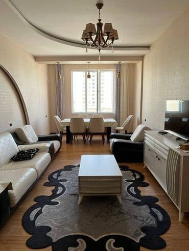 İnşaatcilar metrosunun yaxınlığında 16 mertebeli binanın 7-ci