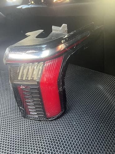 mercedes stop: Zeekr 2025 il, İşlənmiş — 1