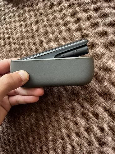 IQOS ILUMA Pocket Charger + Holder (tütün qızdırma cihazı) - Rəng — 2