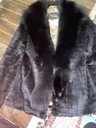 qaragüldən qadın şubaları: Qadınlar üçün iki ayri kürk saxta deyil tebbi tukdu doşan 1 ci — 2
