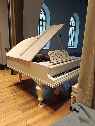 Barabanlar: Royal, Akustik — 1