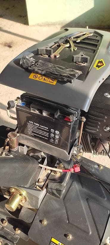 Автозапчасти: Təzə dir isləmiyip — 4