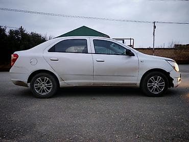 disk: Chevrolet Cobalt sedan. 5 illik kredit 14 ayi verilib. taksi — 2