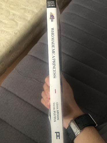 Keçən il alınıb. Kolleksiya kimi istifadə olunub. Metroya pulsuz — 4