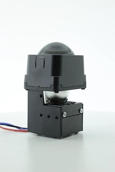 Nəqliyyat: Məhsul: 1 cüt LED bi‑LED1.5 lik projektor far reflektoru (linzalı — 3