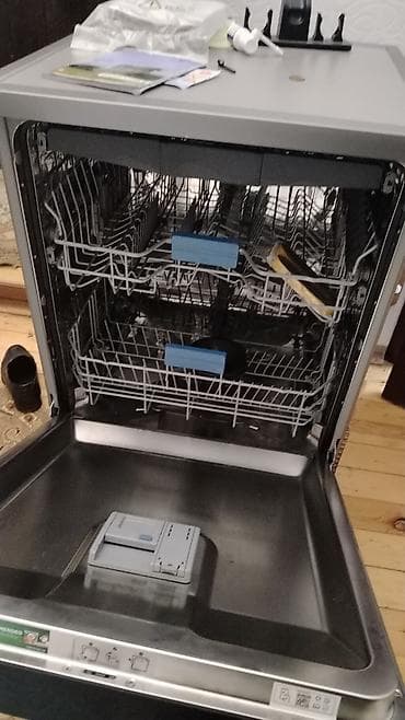 Mətbəx texnikası: Qabyuyan maşın Beko, Tam qabaritli (60 sm.), Ayrıca dayanan — 1