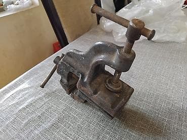 mini drel: Metal sıxac (stolüstü mini mengene) - Tip: Stol kənarına kelepçə ilə — 1