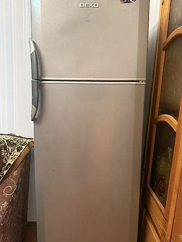 Техника для кухни: Б/у 2 двери Beko Холодильник Продажа, цвет - Серебристый, С диспенсером — 2
