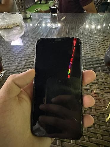ipad pro m5: IPhone 11 Pro, 256 GB, Space Gray, Face ID — 3