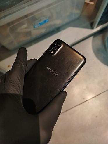 samsung galaxy a10 ekran: Samsung Galaxy A01, 32 GB, rəng - Qara, İki sim kartlı — 2