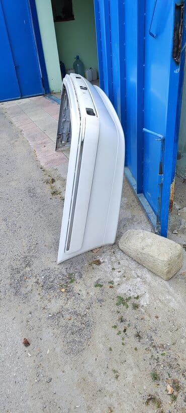 Arxa, Mercedes-Benz 210, 2001 il, Yaponiya, Pulsuz çatdırılma lalafo.az -da Arxa, Mercedes-Benz 210, 2001 il, Yaponiya, Pulsuz çatdırılma