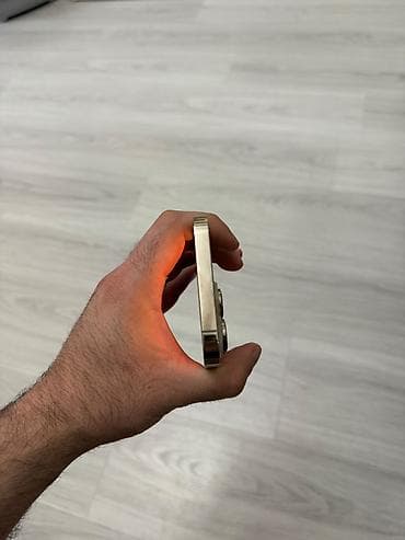 apple ekran: IPhone 14 Pro Max, 256 GB, Qızılı — 5