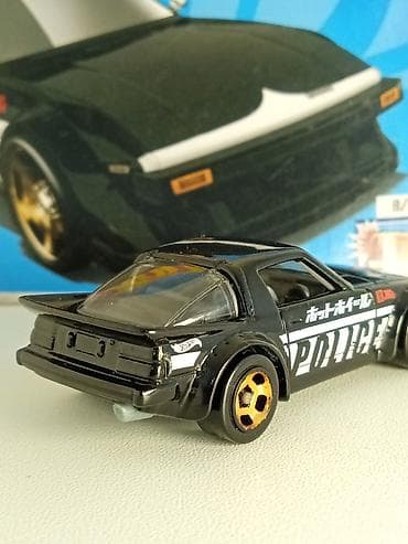 elektro gitara satilir: Hot whels 2 ədəd.Dəmirdi — 2