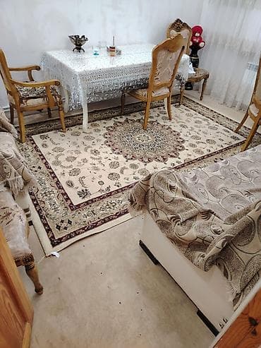 qara qarayev m: Satılır: həyətli ev - Tikinti materiali: daş və kərpic - Dam örtüyü — 1