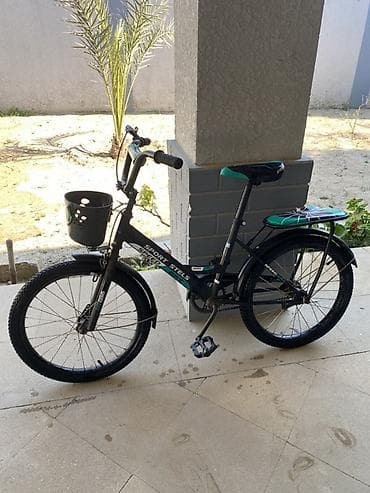 vele: Usaq ucun velosipedler ve surusken. Hamisi birlikde 60 manat — 1