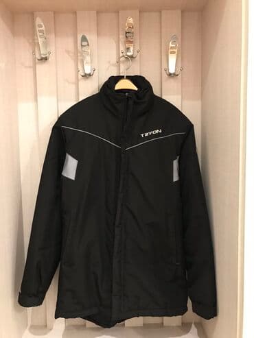 qarabağ şərf: Tryon markalı Gödəkcə 1-2dəfə geyinilib təzədir.Qarabağ Fk tərəfindən — 1