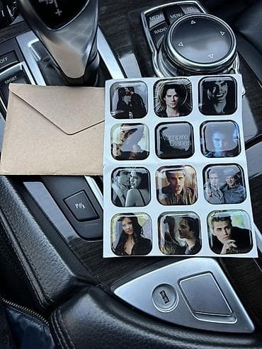 şur mikrafon: 3D stiker dəsti — “The Vampire Diaries” - Dəst: 12 ədəd kvadrat forma — 5