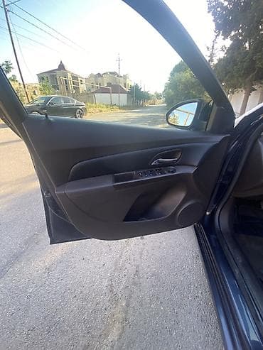 pirus satisi: Salam Chevrolet Cruze Təcili Satılır İdeal Maşın otur Sür 1.4 Turbo — 9