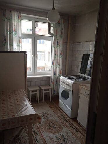 2 otaqlı mənzil vasitəçisiz: Bakı, 2 otaqlı, Köhnə tikili, 44 kv. m — 2