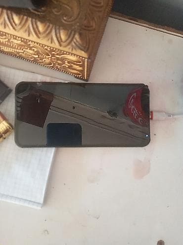 pitiminutka islenmis: Xiaomi Mi A2 Lite, rəng - Qara, 
 Barmaq izi — 3