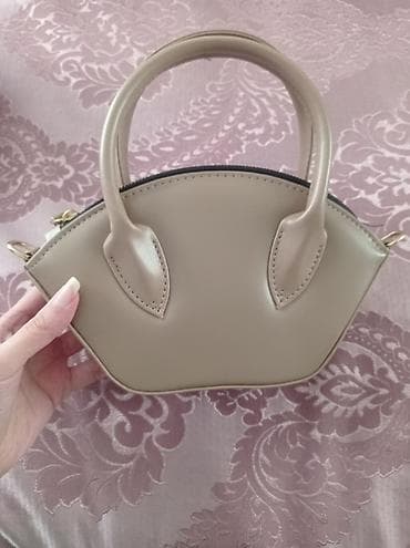 Yeni alınıb 20manata ehtiyac olmadığı üçün satıram 15 AZN real