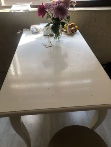 белый стол на кухню: Qonaq masası, MDF, Dördbucaq masa — 2