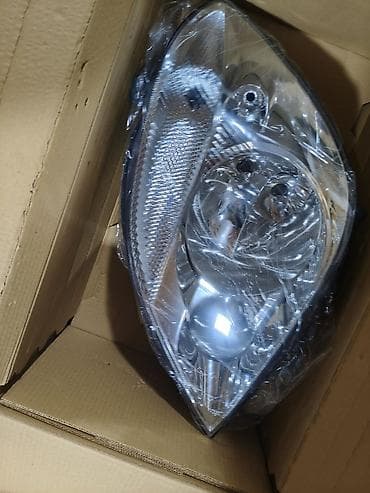 cls mercedes: Sol, Yaxın və uzaq vuran işıqlar Mercedes-Benz, Analoq — 1